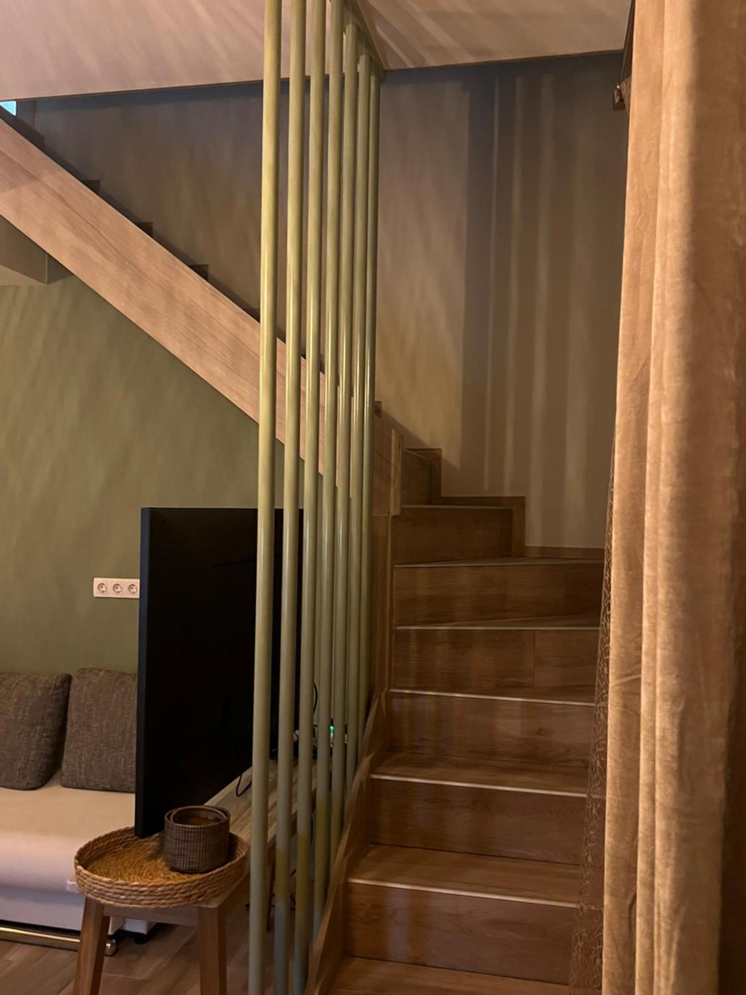 Drama'S Nest Apartment Exterior photo